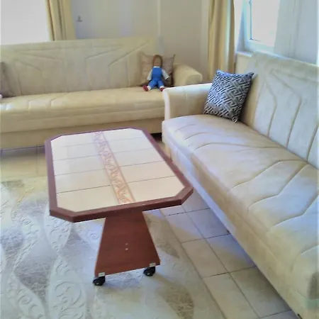 Quiet Peaceful 2 Bed Duplex In The Perfect Location In Apartamento